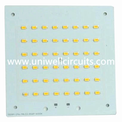 Placa de circuito blanca ligera de aluminio de la máscara LED de la soldadura